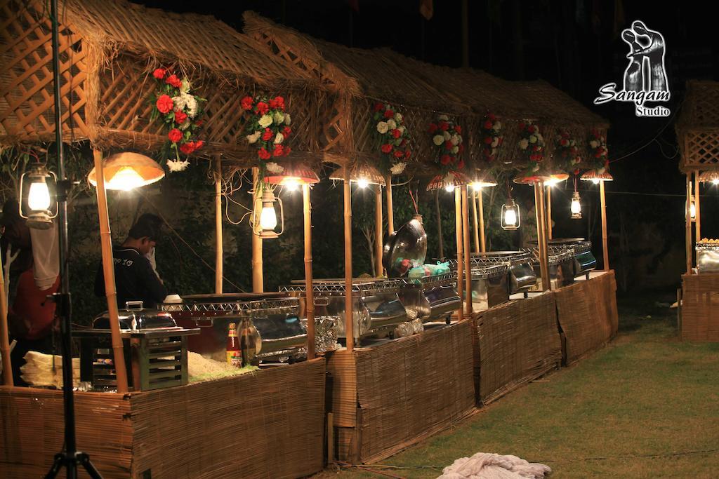 Resortharekrishnaorchid Vrindāvan Extérieur photo